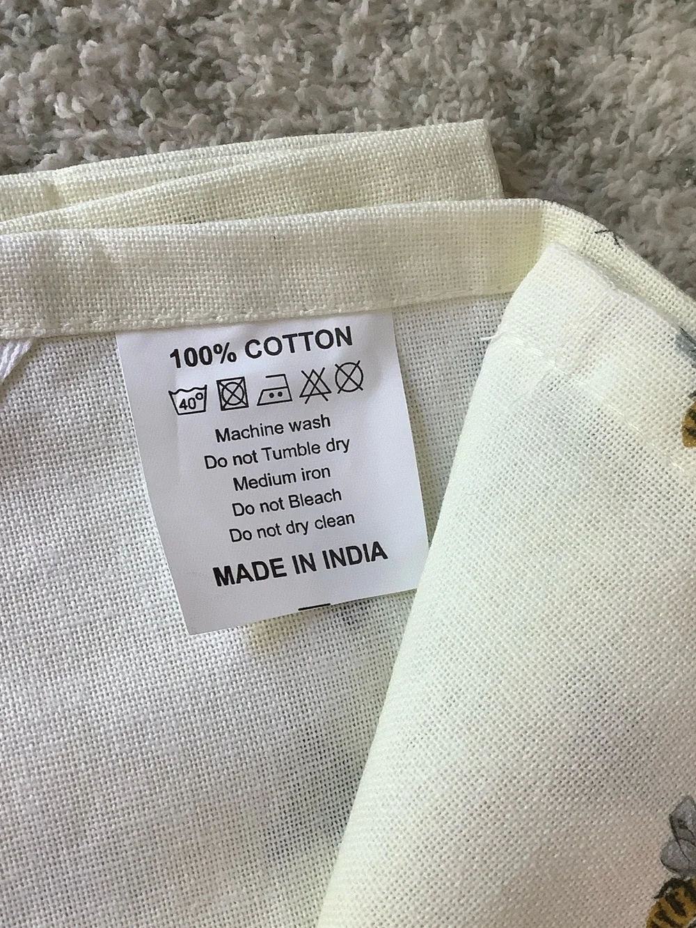 1Canoe2 Ivory Bee Cotton Fabric Kitchen Tea Towel NWT 18.75” x 28”